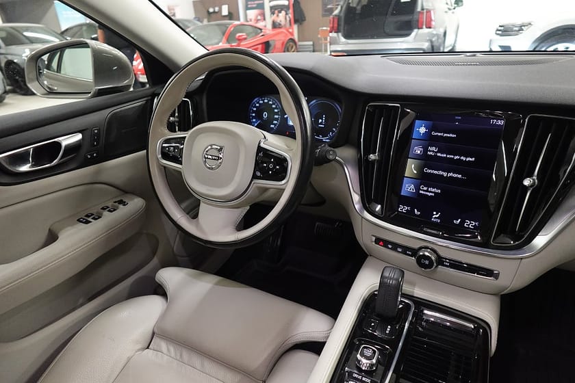 Bild 5 av Volvo V60 Recharge T6 AWD Aut Inscription Pano Läder H/K Drag