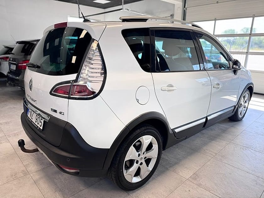 Bild 2 av Renault Scénic Xmod 1.5 dCi Bose Edition/Drag/NYSERVAD