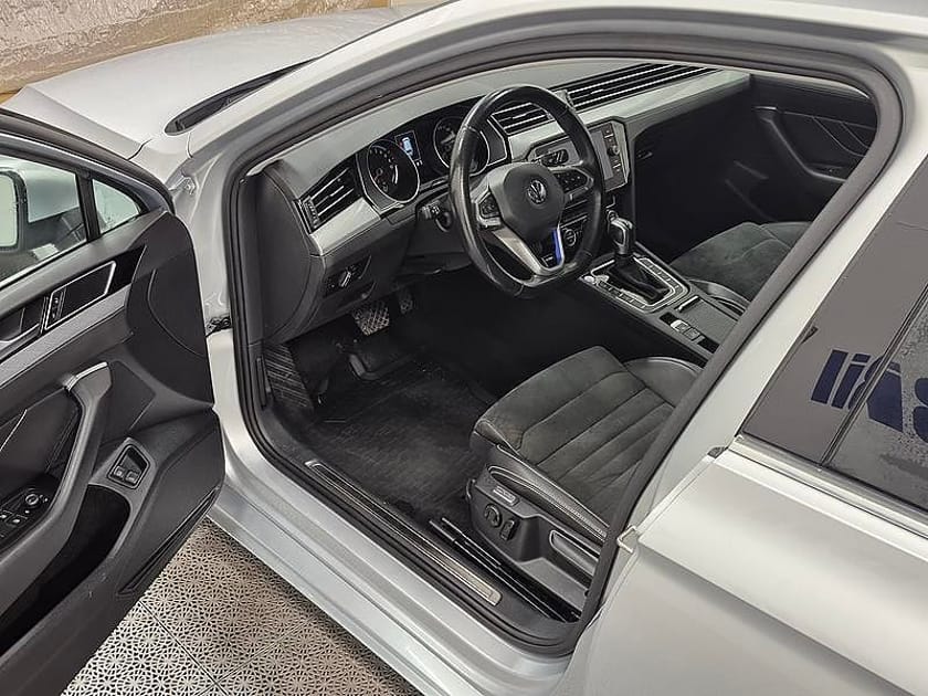 Bild 2 av Volkswagen Passat Sportscombi GTE