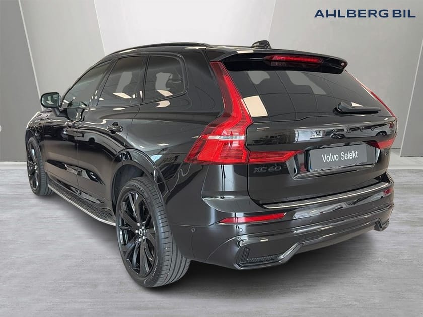 Bild 3 av Volvo XC60 T8 Ultra Black Edition,  Dragkrok halvautomatisk, Bowers&Wilkins, 21 tum, Google Maps, Apple Carplay
