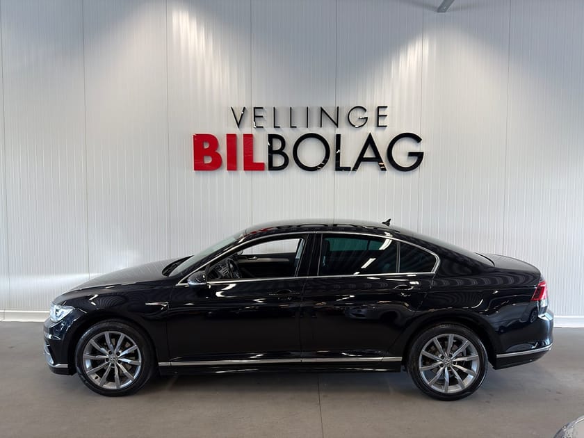 Bild 1 av Volkswagen Passat 2.0 TDI Executive 4Motion Drag Värmare B-Kamera 190hk