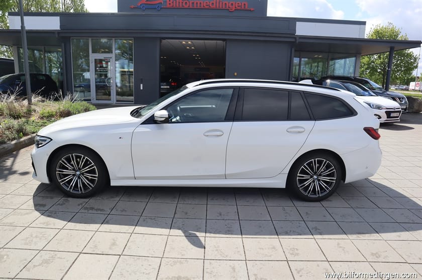 Bild 1 av BMW 320d xDrive Touring 320 190hk M-sport Aut Navi Drag Svensksåld