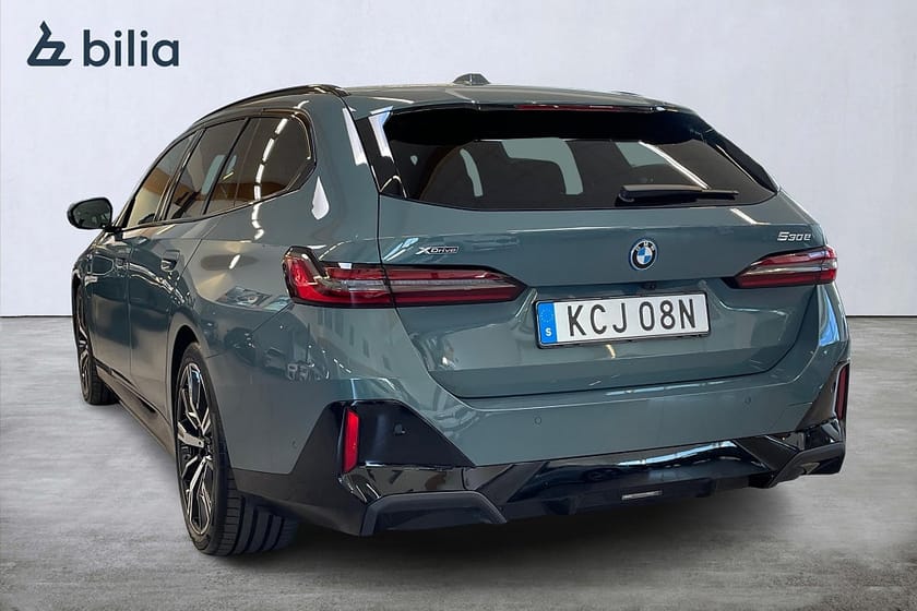 Bild 2 av BMW 530e xDrive Touring M Sport Pro H/K 360 Kamera 20" Drag