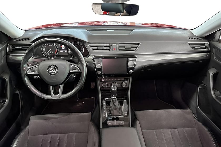 Bild 5 av Škoda Superb Kombi Skoda 2.0 TDI 4x4 SCR Businessline, Style 190hk