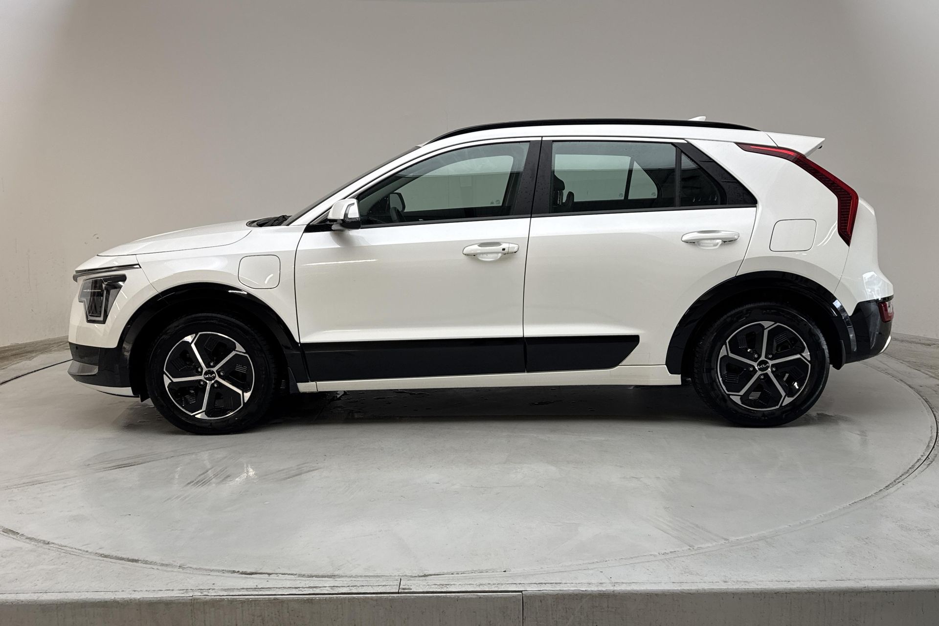 Kia Niro Plug-In-Hybrid 2024, bild 2/10