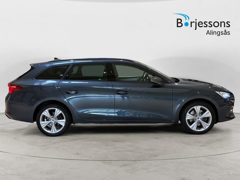 Bild 2 av SEAT León Sportstourer e-Hybrid FR eHybrid 204hk Drag/Kamera/Keyless