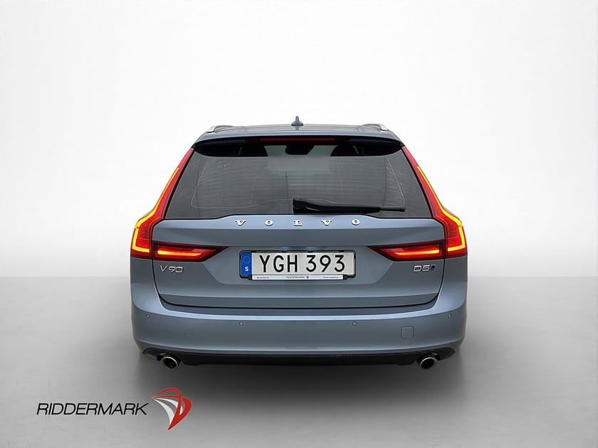 Bild 5 av Volvo V90 D5 AWD Momentum VOC Värmare Rattvärme CarPlay