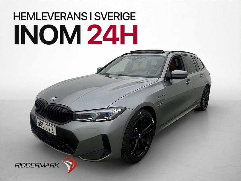 Bild 3 av BMW 330e xDrive Touring M-Sport Innovation Pano Wide H/K HUD CarPlay