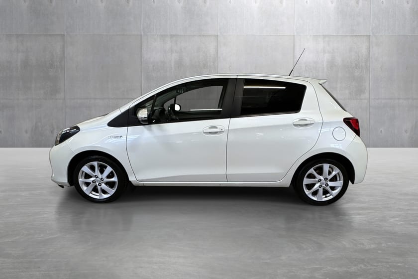 Bilde 2 av Toyota Yaris Hybrid 1,5 style Glasstak