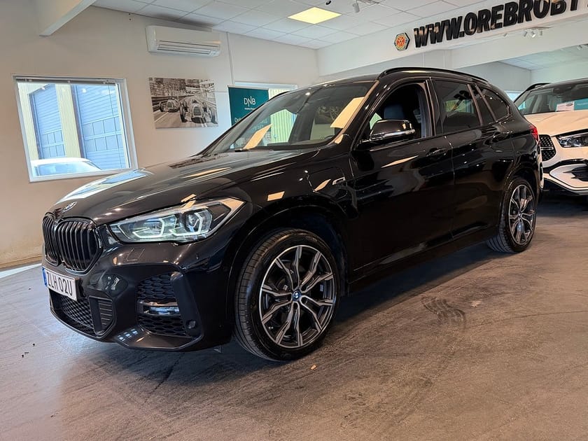 Bild 2 av BMW X1 xDrive25e Aut M Sport HUD Drag Gps Adaptiv farthållare