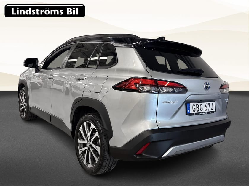 Bild 4 av Toyota Corolla Cross Hybrid AWD-i Executive 2.0 197hk S&V-Hjul JBL Bi-Tone