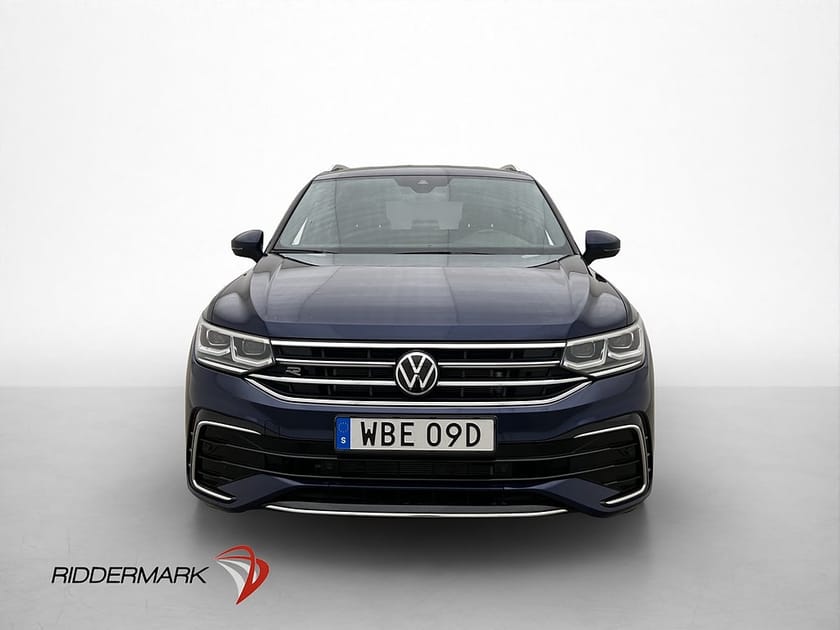 Bild 2 av Volkswagen Tiguan Allspace 7-sätes 4M R-Line 7-Sits Cockpit D-Värm