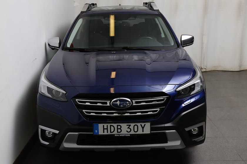 Bild 2 av Subaru Outback 2,5i XFuel Touring AWD Skinn I Taklucka I H/K I Drag