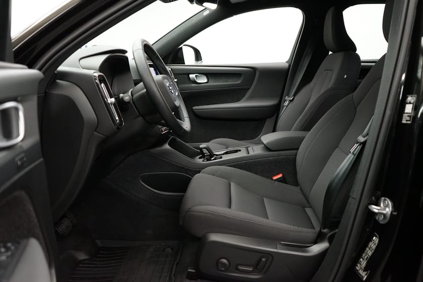 Bild 5 av Volvo EX40 Single Motor Extended Range ExtendedRange Plus SE, Förarstol elmanövrerad, Navigation