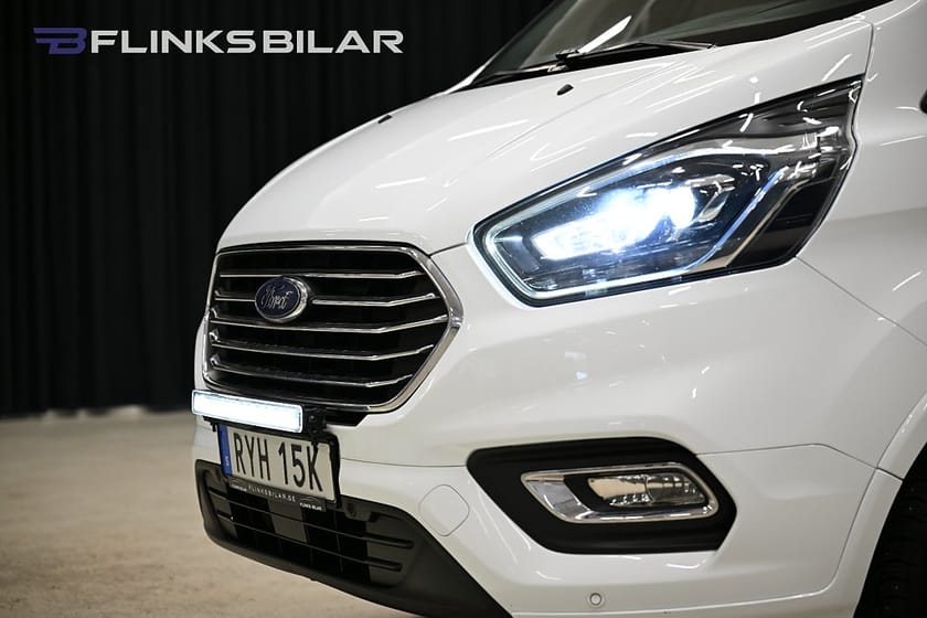 Bild 3 av Ford Tourneo Custom 320 130HK L2|8-Sits|Dubbeldörr|LED|Nedlackad|Leasbar