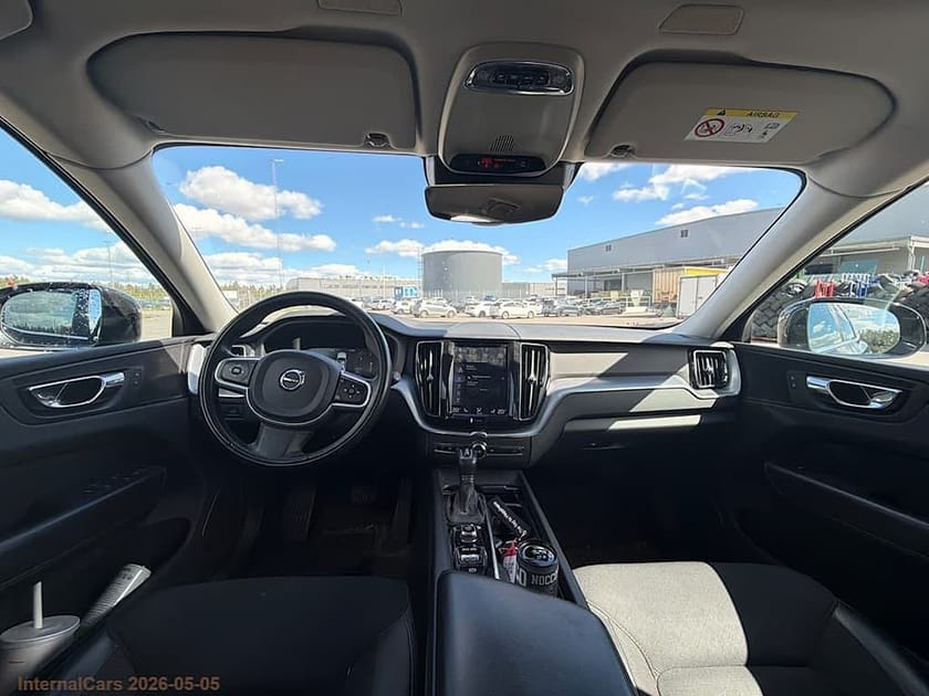 Bild 5 av Volvo XC60 D4 AWD Aut Momentum SE Värmare GPS