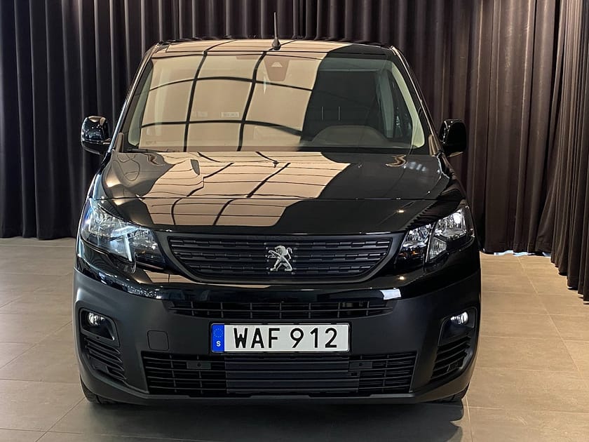 Bild 4 av Peugeot Partner Utökad Last L1 / PRO+ / Moms / Drag & Värmare/ V-hjul / Nybesikt