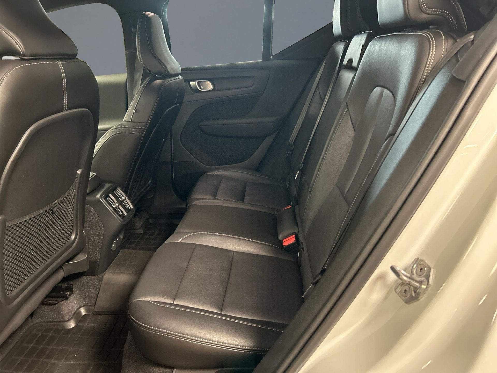 Volvo XC40 D3 FWD R-Design 2019, bild 7/10