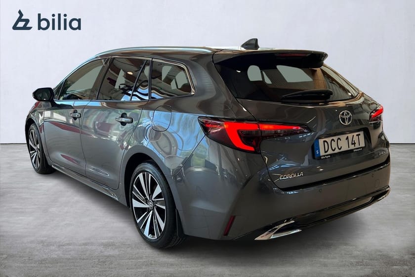 Bild 2 av Toyota Corolla Touring Sports Hybrid 1.8 - Style / Vinterhjul