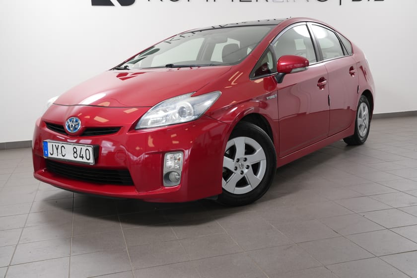 Bild 2 av Toyota Prius Hybrid CVT 136hk Glastak/HuD/Keyless