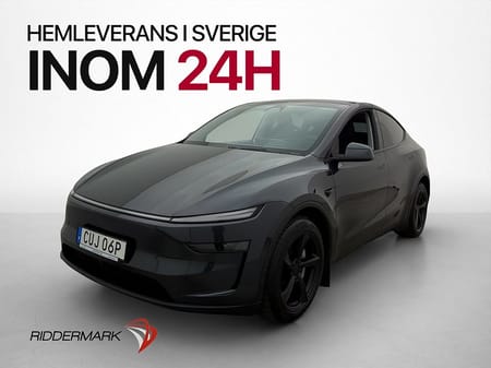 Tesla Model Y Long Range AWD MOMS Drag Panorama Svensksåld
