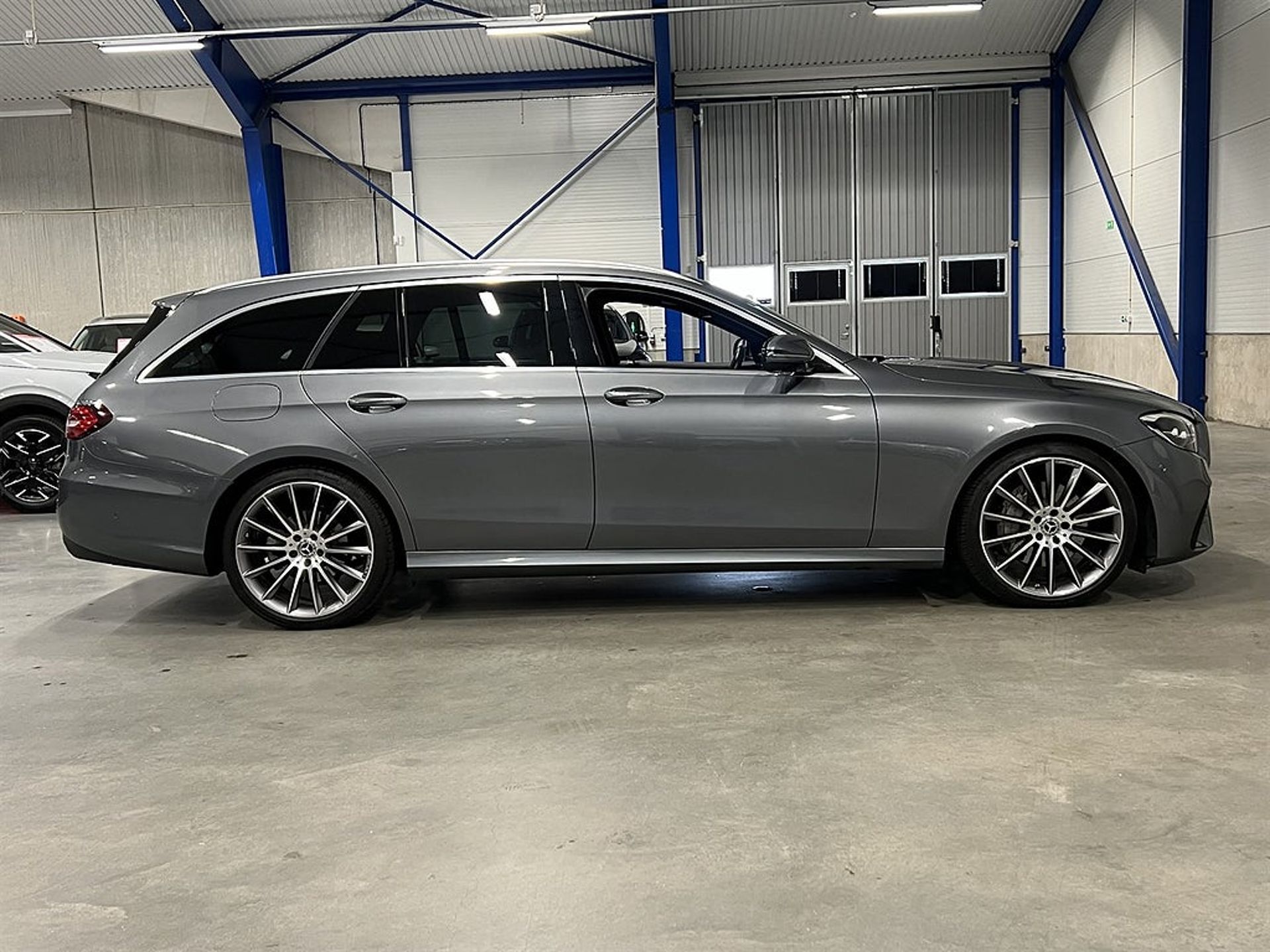 Mercedes-Benz E 2022, photo 3/10