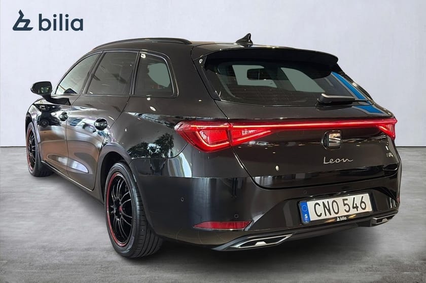 Bild 4 av SEAT Leon Sportstourer 1.5 eTSI 150HK DSG7 FR Bkamera,DCC,Navi,Belysning
