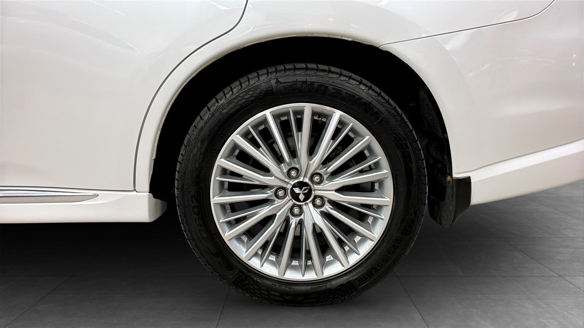 Mitsubishi Outlander PHEV 2020, bild 6/10