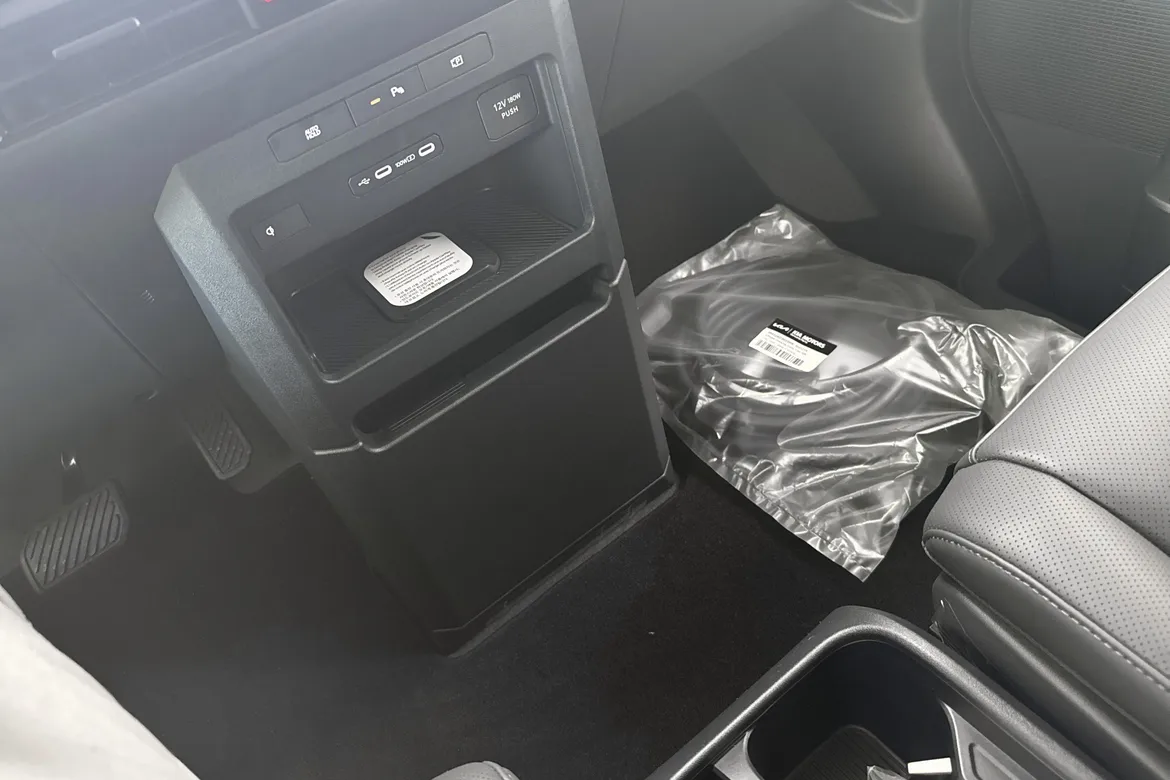 picture of a car