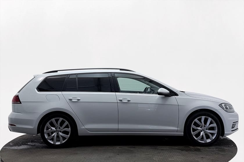 Bild 5 av Volkswagen Golf Sportscombi SC 1.5 TSI GT Drag Vinter Värmare LED-ramp