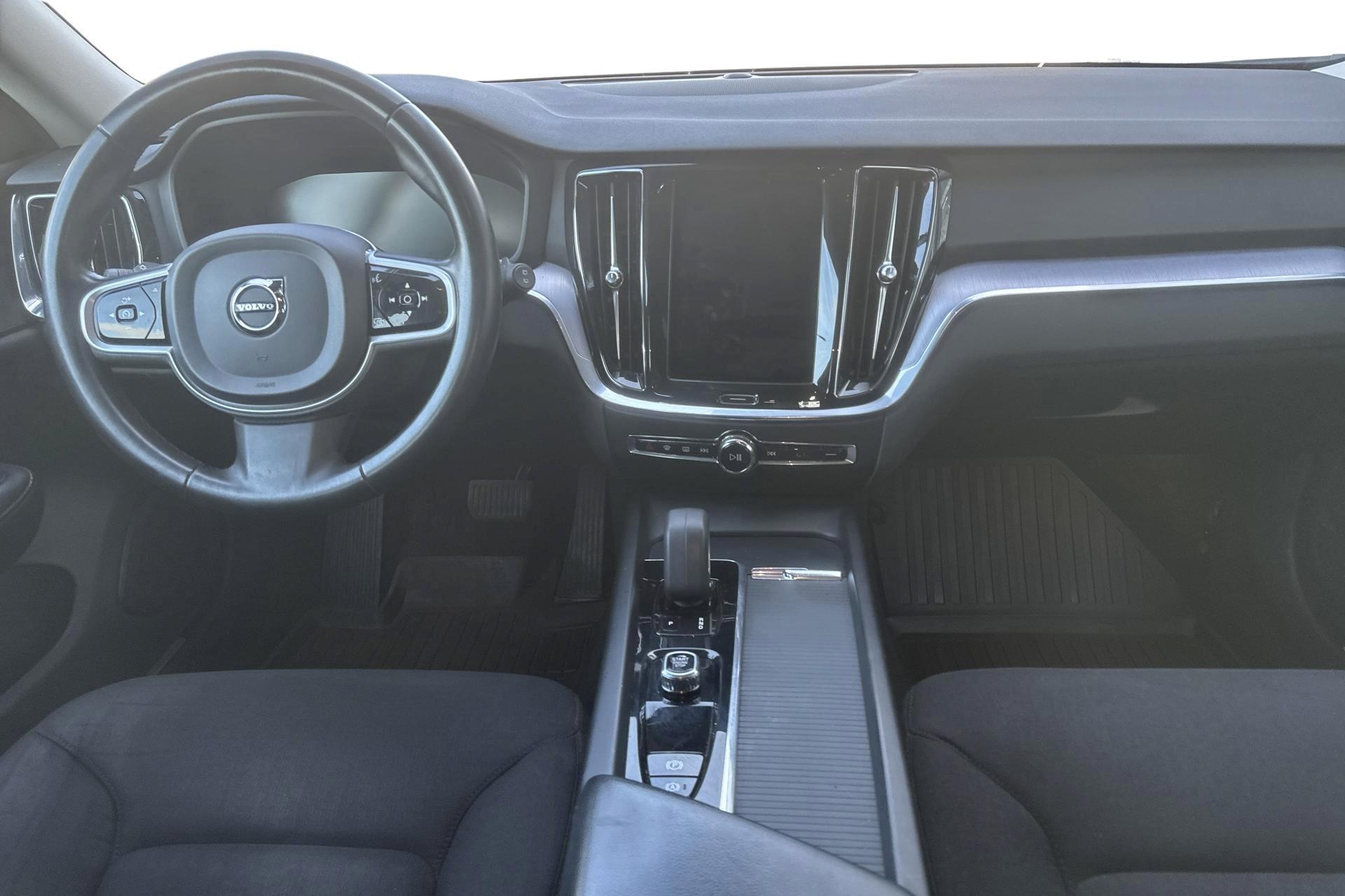 Volvo V60 B4 AWD 2022, bild 7/10
