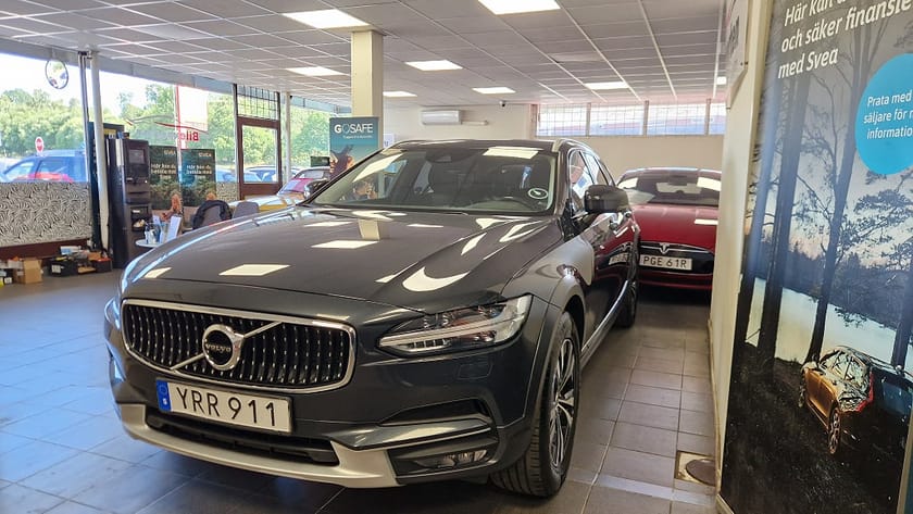 Bild 3 av Volvo V90 Cross Country D4 AWD Geartronic Pro Euro 6