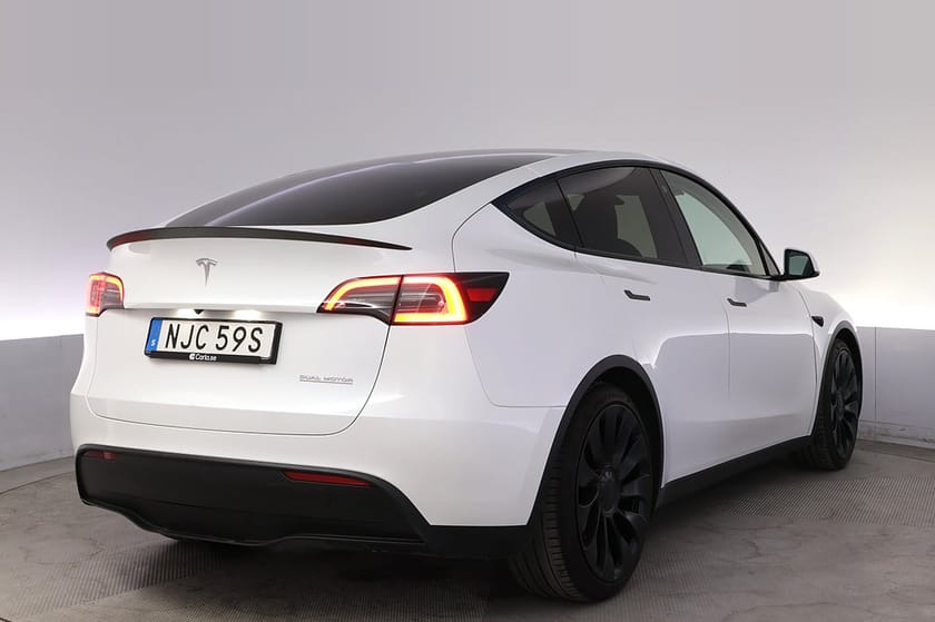 Bild 5 av Tesla Model Y Performance AWD Autopilot Pano