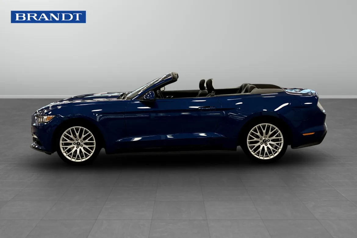 Ford Mustang Convertible