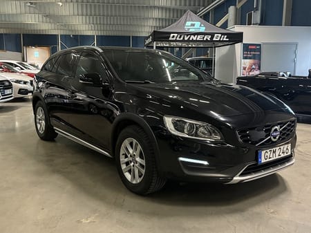 Volvo V60 Cross Country D4 AWD Geartronic Momentum BE | Kamrem bytt | V-hjul