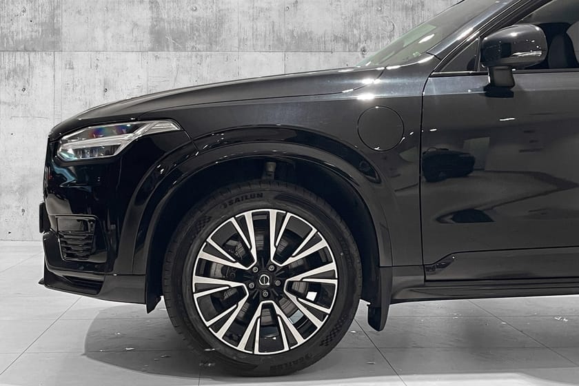 Bilde 4 av Volvo XC90 7 Seats Recharge T8 Plus Dark SEMI.EL.HF|20"|H&K|TONEDE