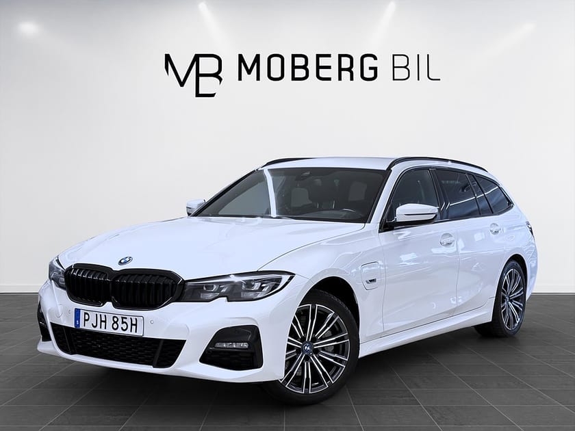 Bild 1 av BMW 330e xDrive Touring 292hk Helg på Moberg! M Sport H/K Drag