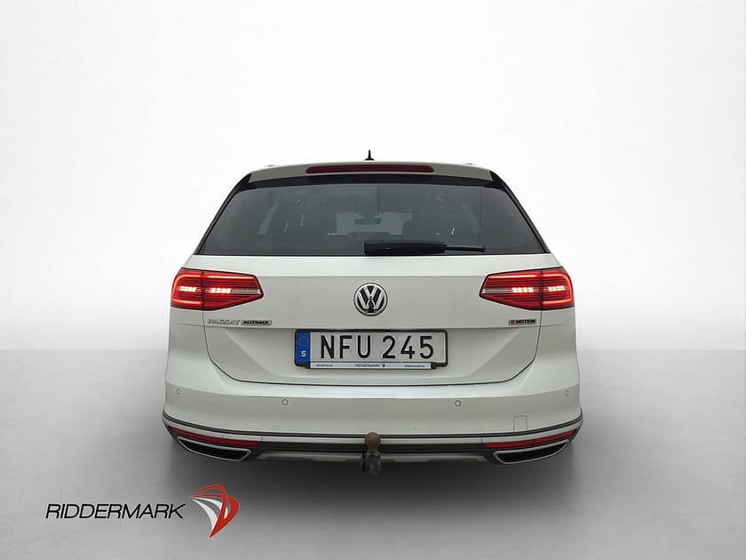 Bild 3 av Volkswagen Passat Alltrack 4M Cockpit Pano Värm Skinn Kamera