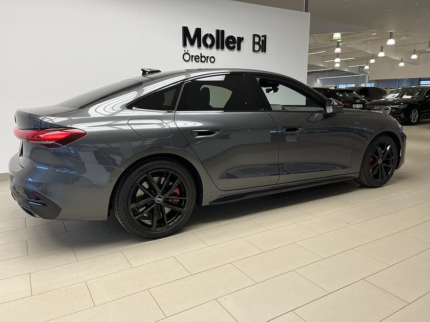 Bild 5 av Audi A5 Sedan e-hybrid quattro S Tronic S Line 367hk Tech Plus