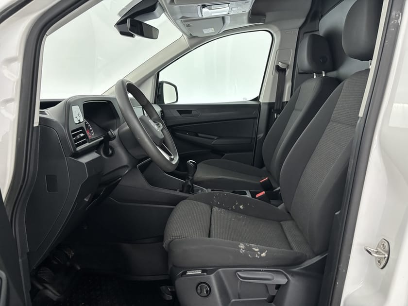 Bild 5 av Volkswagen Caddy Cargo 2.0 TDI 75hk P-Värm Sensorer CarPlay Farth.