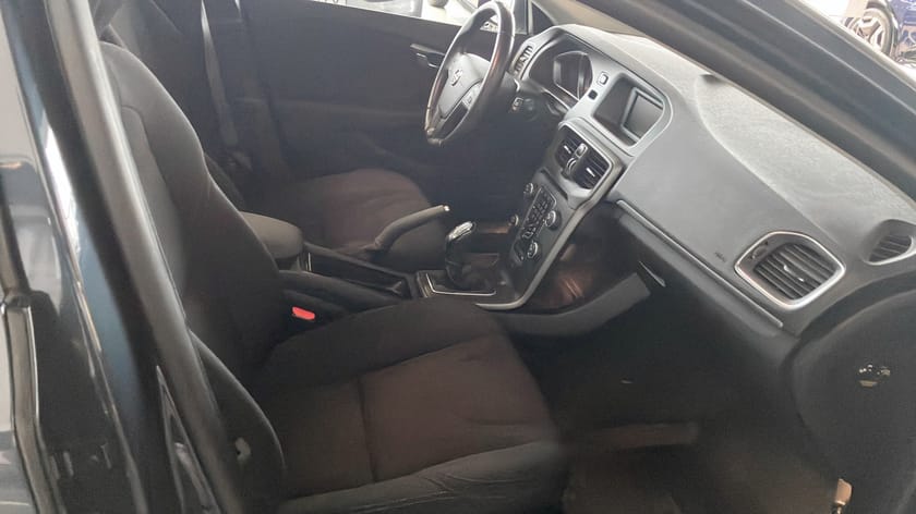 Bild 3 av Volvo V40 