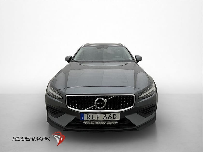 Bild 2 av Volvo V60 Cross Country D4 AWD Momentum Värm Sensorer Drag