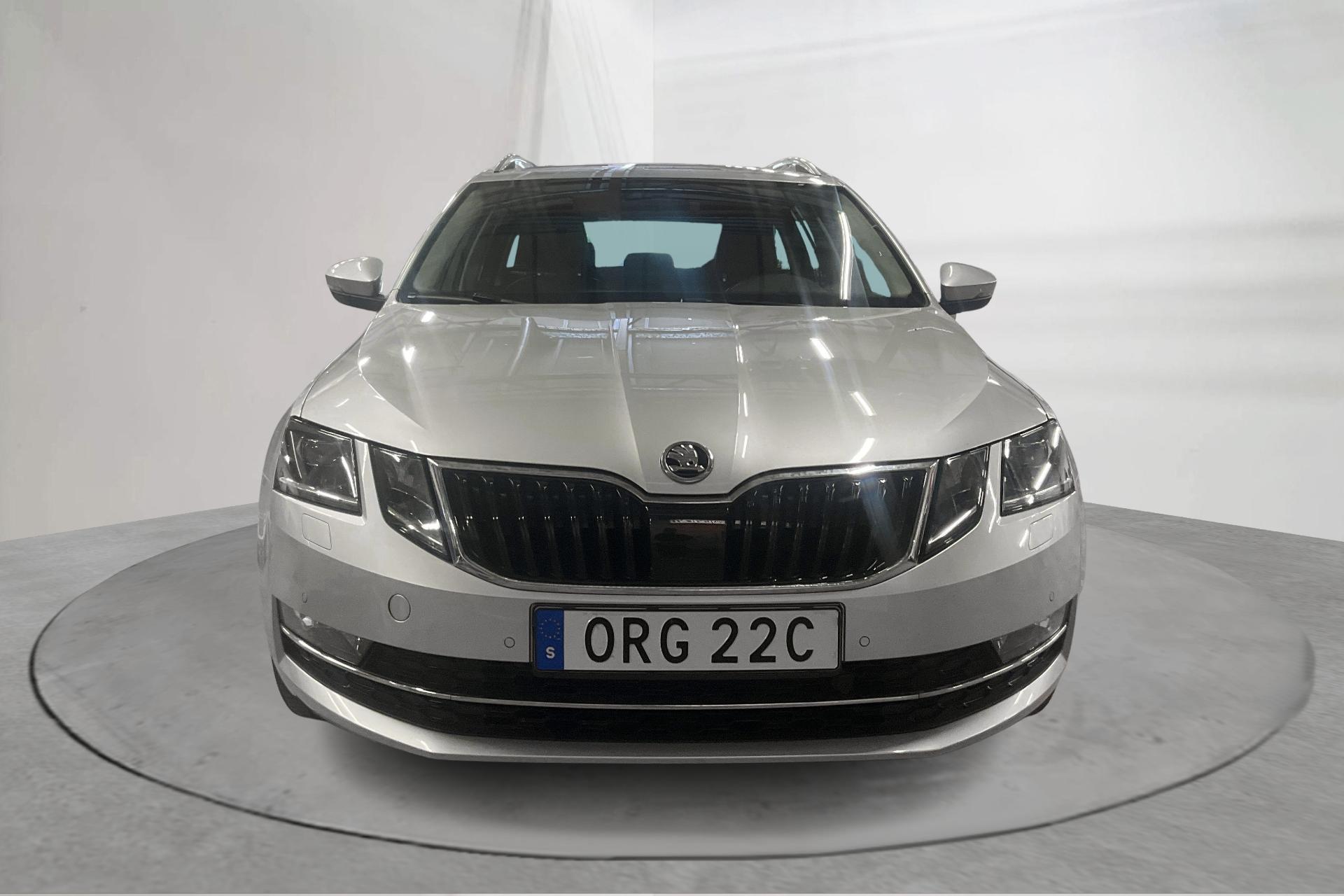 Skoda Octavia Kombi G-TEC 2019, bild 5/19