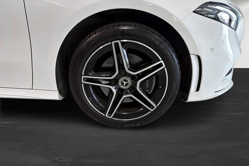 Bild 5 av Mercedes-Benz A 250 e AMG Line / 7.4kW / Elstolar