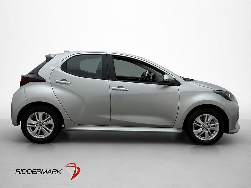 Bild 4 av Toyota Yaris Hybrid 115 Active Kamera Adaptiv-Fart Rattvärm MOMS