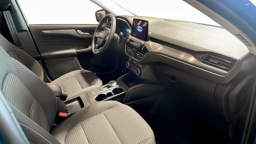 Bild 3 av Ford Kuga Plug-In Hybrid 2,5 225HK Titanium B-kamera Nav