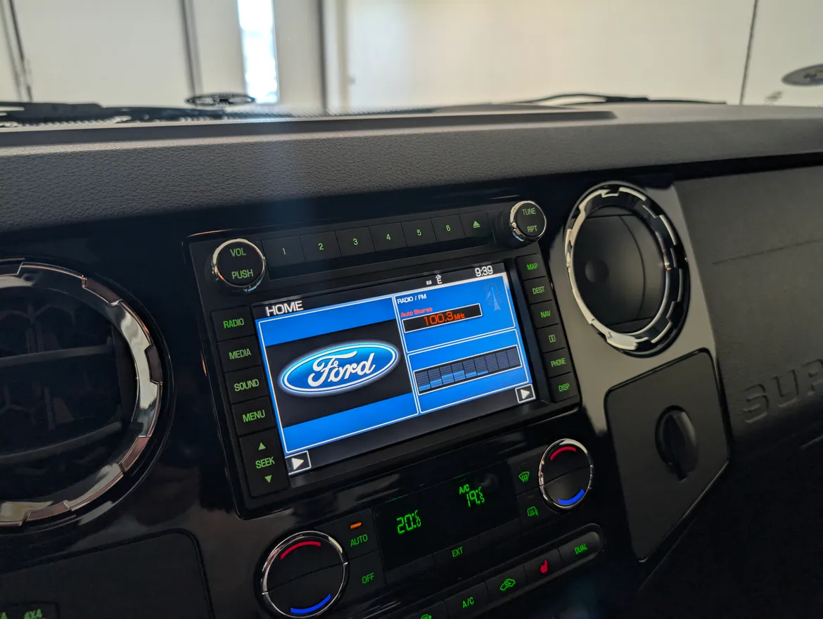 Ford F-350 Crew Cab