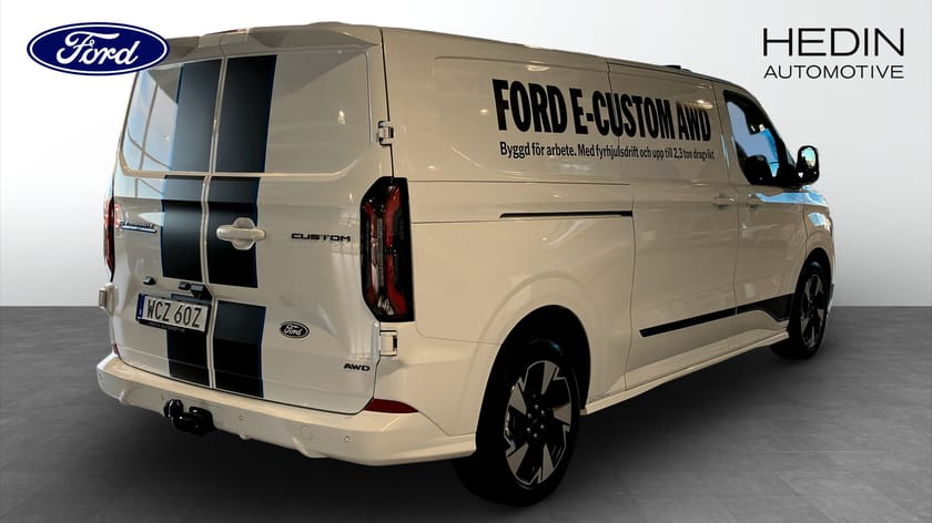 Bild 2 av Ford E-Transit Custom 340 AWD Sports van | 286hk | | 340L | 360 kamera |