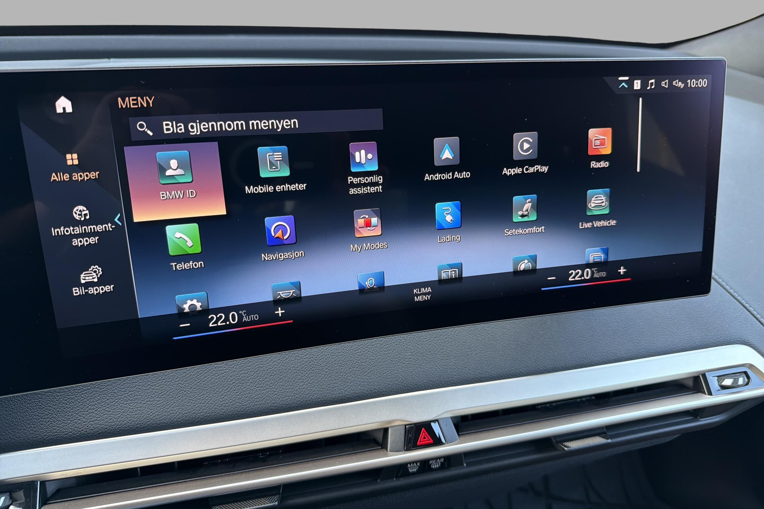 BMW iX xDrive40, 326hk, 2022