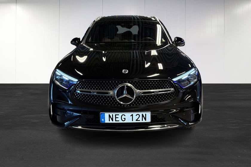 Bild 5 av Mercedes-Benz GLC 300 e 4MATIC 4M | AMG | Burmester | Pano | Drag | 360 | Minnespaket |
